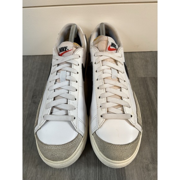 Nike Women's Blazer Low Platform Sneakers White/Black DJ0292-101‎ Size 9 US - Picture 3 of 8